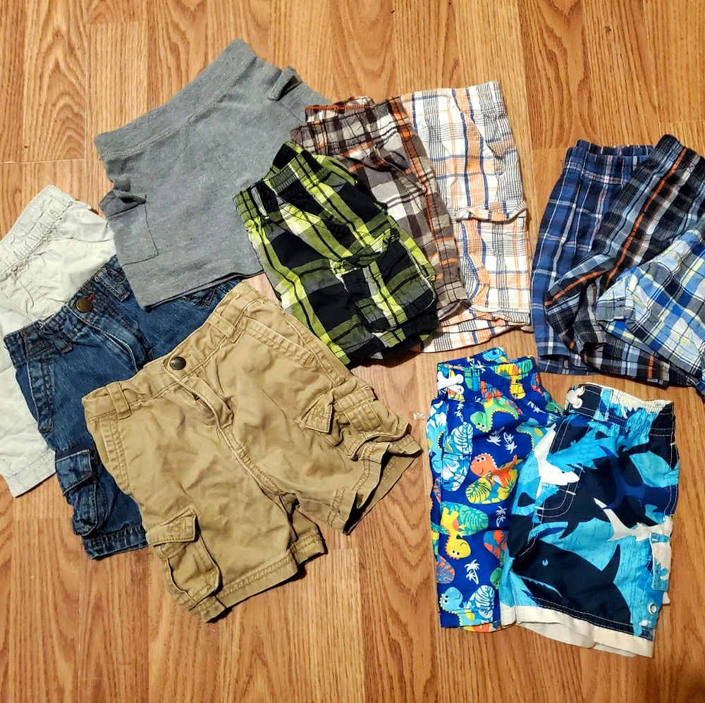 Boy shorts lot 12 mth